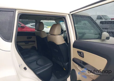 2011 Kia Soul ! из США, поврежденный, VIN KNDJT2A26B7729914